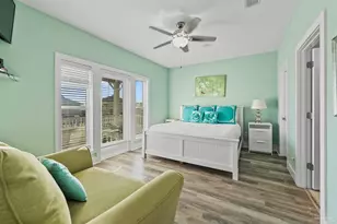 8162 Gulf Blvd, Navarre Beach, FL 32566 - Photo 17