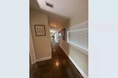 432 Bayfront Pkwy #B, Pensacola, FL 32502 - Photo 5