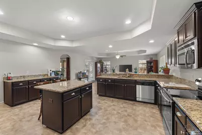 7048 Flintwood St, Navarre, FL 32566 - Photo 13