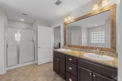 7048 Flintwood St, Navarre, FL 32566 - Photo 17