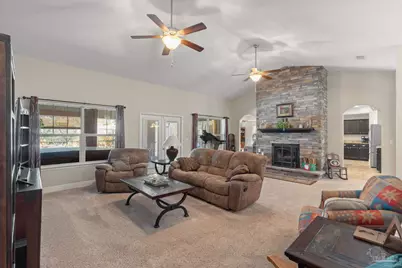 7048 Flintwood St, Navarre, FL 32566 - Photo 5