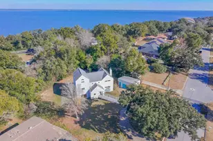 4690 Peacock Dr, Pensacola, FL 32504 - Photo 7