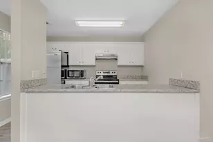 2301 W Michigan Ave, Pensacola, FL 32526 - Photo 5