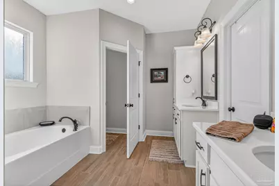 3066 Mountain Laurel Tr, Cantonment, FL 32533 - Photo 11