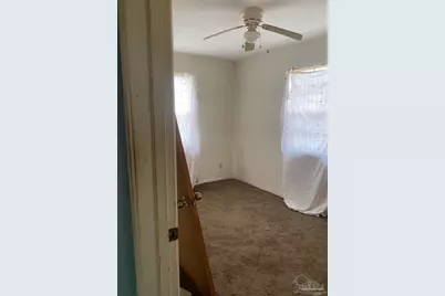 84 S Garfield Dr, Pensacola, FL 32505 - Photo 5