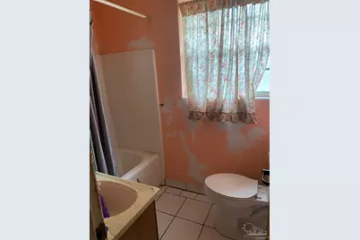 84 S Garfield Dr, Pensacola, FL 32505 - Photo 11