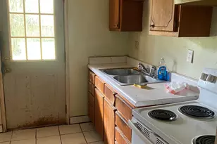 84 S Garfield Dr, Pensacola, FL 32505 - Photo 7