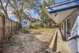 1405 Clio Dr, Pensacola, FL 32505 - Photo 35