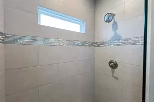 949 W Gregory St, Pensacola, FL 32502 - Photo 17