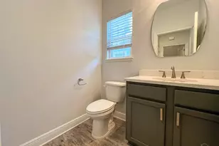 949 W Gregory St, Pensacola, FL 32502 - Photo 11