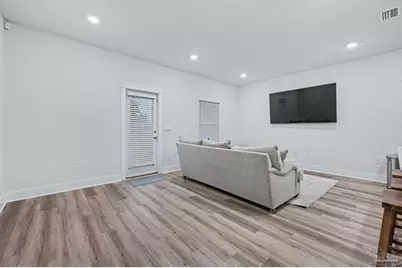 2946 Overcup St, Pensacola, FL 32514 - Photo 9