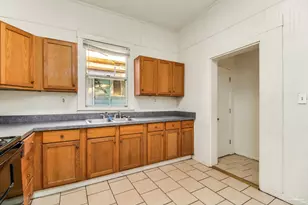 812 N D St, Pensacola, FL 32501 - Photo 9