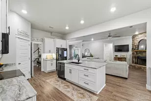 6808 Santa Clara Dr, Navarre, FL 32566 - Photo 3