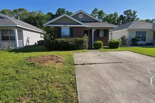 2520 Trailwood Dr, Pensacola, FL 32526 - Photo 1