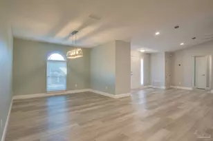 9880 Creet Cir, Navarre, FL 32566 - Photo 11