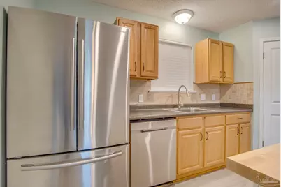 9880 Creet Cir, Navarre, FL 32566 - Photo 17