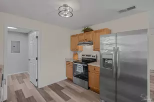 2920 W Gonzalez St, Pensacola, FL 32505 - Photo 11