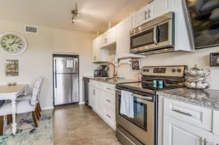 683 Nautilus Ct, Fort Walton Beach, FL 32548 - Photo 13