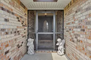 575 Rough Leaf Ln, Mary Esther, FL 32569 - Photo 3