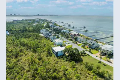332 Deer Point Dr, Gulf Breeze, FL 32561 - Photo 57