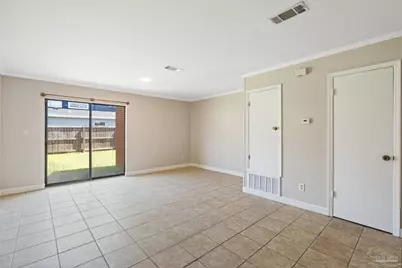 7250 Hilburn Dr #3D, Pensacola, FL 32504 - Photo 3