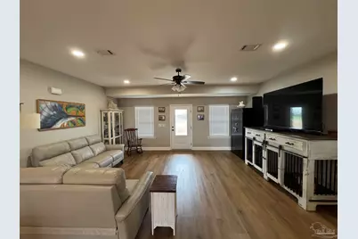 2360 Trudy Ln, Jay, FL 32565 - Photo 5