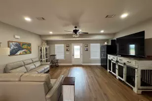 2360 Trudy Ln, Jay, FL 32565 - Photo 5