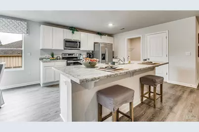 9728 Dutton Ln, Milton, FL 32583 - Photo 7