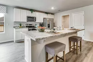 9728 Dutton Ln, Milton, FL 32583 - Photo 7