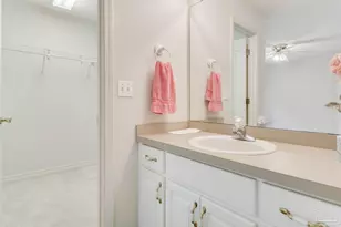 2004 Pin High Dr, Pensacola, FL 32526 - Photo 13