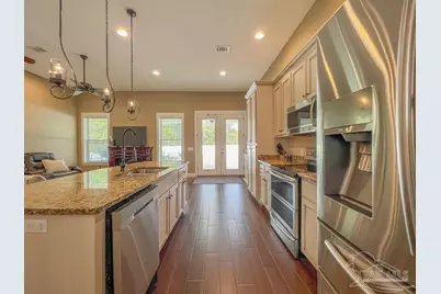 3215 Glen Coe Ct, Milton, FL 32583 - Photo 9