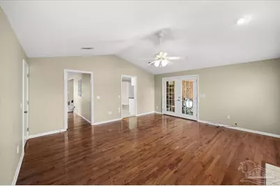 650 Hawkins St, Pensacola, FL 32534 - Photo 17
