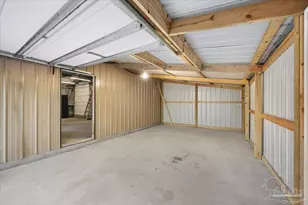 650 Hawkins St, Pensacola, FL 32534 - Photo 39