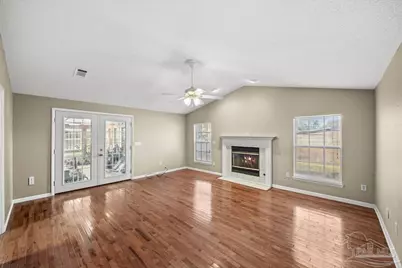 650 Hawkins St, Pensacola, FL 32534 - Photo 15