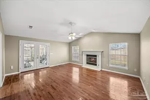 650 Hawkins St, Pensacola, FL 32534 - Photo 15