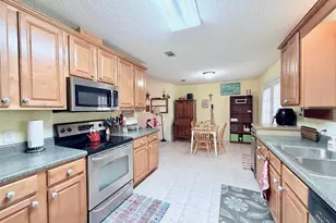 6277 Pansy Dr, Milton, FL 32570 - Photo 5