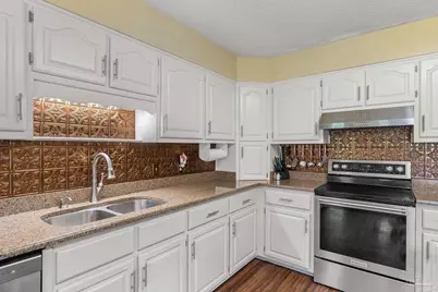 5816 Forest Ridge Dr, Pensacola, FL 32526 - Photo 17