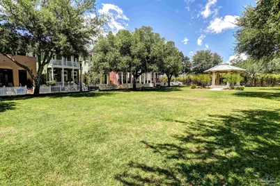 20 W Gathering Green, Pensacola, FL 32502 - Photo 63
