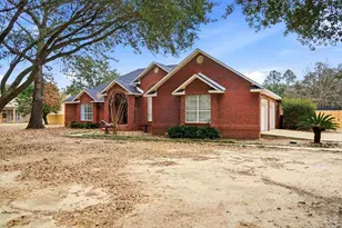 3745 Saddle Club Cir, Pace, FL 32571 - Photo 3