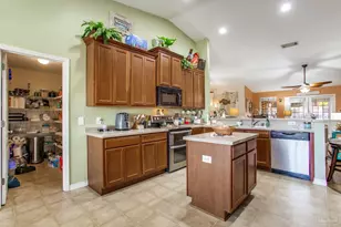 4925 Spears St, Pace, FL 32571 - Photo 13