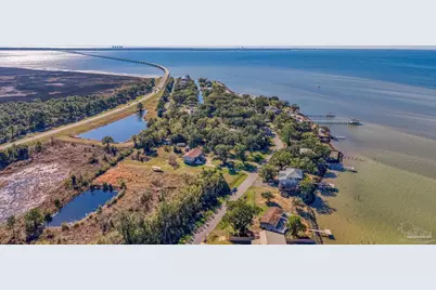 305 S Garcon Point Rd, Milton, FL 32583 - Photo 65