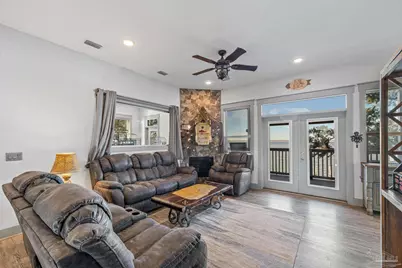 305 S Garcon Point Rd, Milton, FL 32583 - Photo 15