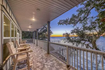 305 S Garcon Point Rd, Milton, FL 32583 - Photo 5