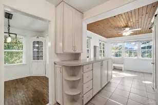 1715 E Hatton St, Pensacola, FL 32503 - Photo 13