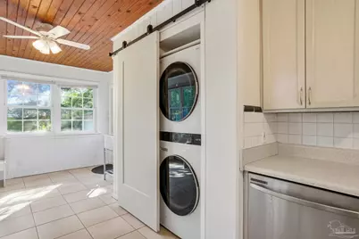 1715 E Hatton St, Pensacola, FL 32503 - Photo 15