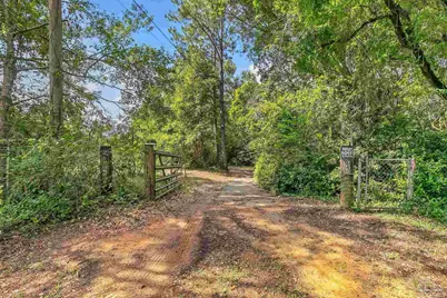 6640 Frank Reeder Rd, Pensacola, FL 32526 - Photo 47