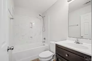 5179 Lake End Dr, Milton, FL 32583 - Photo 13