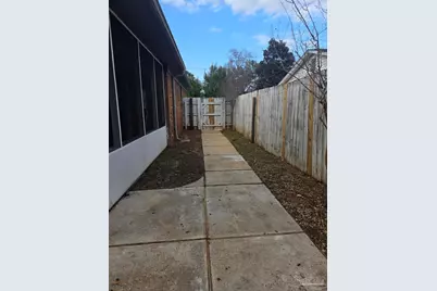 1225 Fretz St, Pensacola, FL 32534 - Photo 11