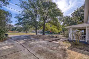 401 N 16th Ave, Pensacola, FL 32501 - Photo 9