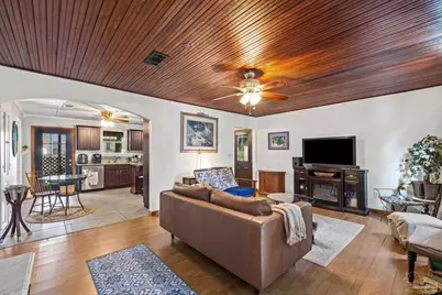 401 N 16th Ave, Pensacola, FL 32501 - Photo 13